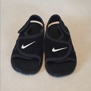 Nike Sunray toddler adjustable sandals 5
